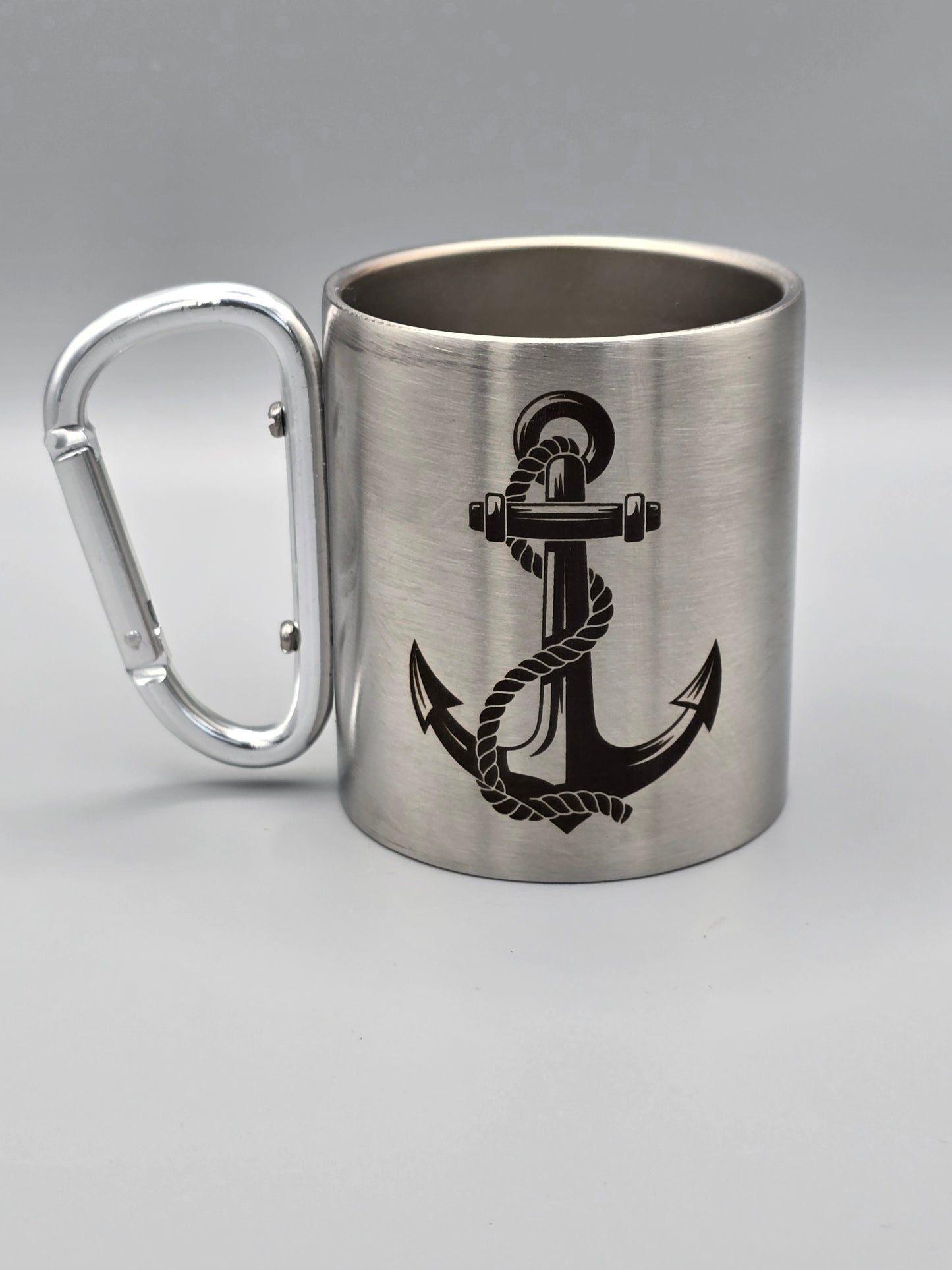 Edelstahlbecher mit Karabinerhaken “Anker” – Maritime Camping Tasse aus Edelstahl